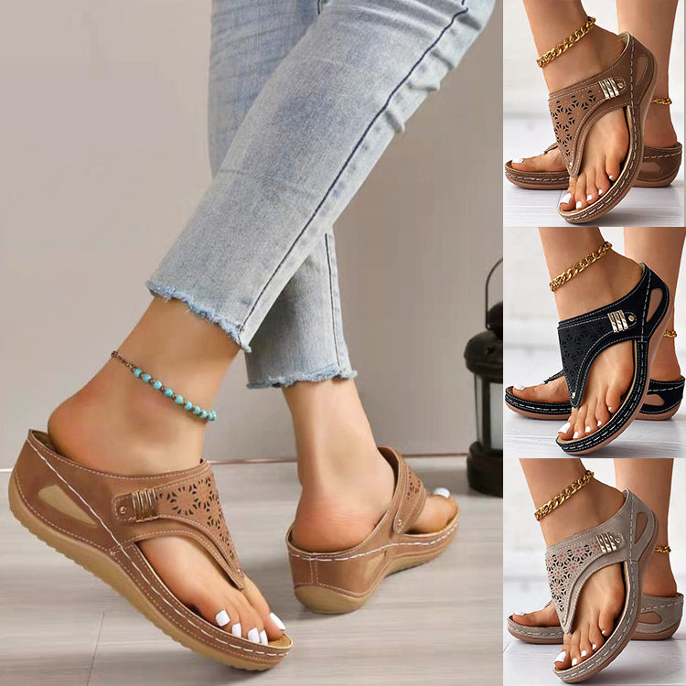 2026 Women's Soft Sole Hollow-Out Sandals