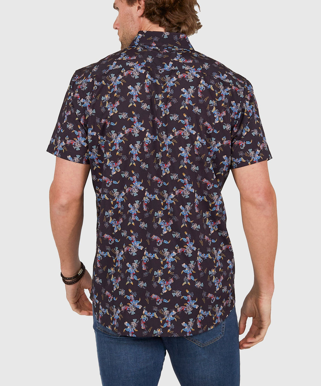 Short Sleeve No-Tuck Performance Paisley Sport Shirt – Black Multi