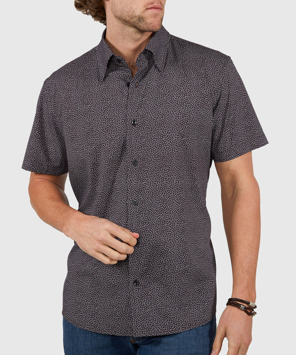 Short Sleeve No-Tuck Performance Micro Paisley Sport Shirt – Black/White