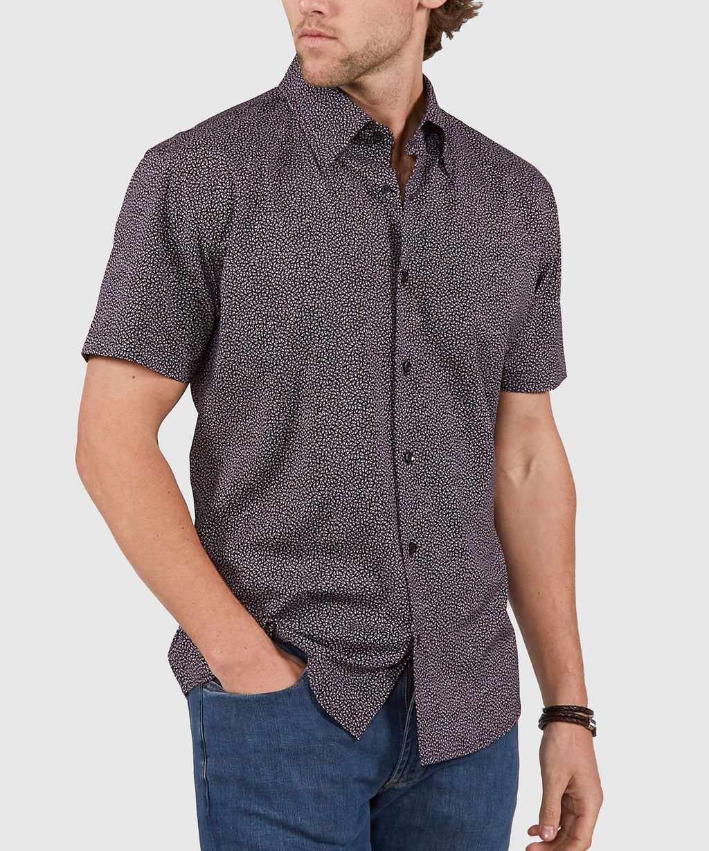 Short Sleeve No-Tuck Performance Micro Paisley Sport Shirt – Black/White