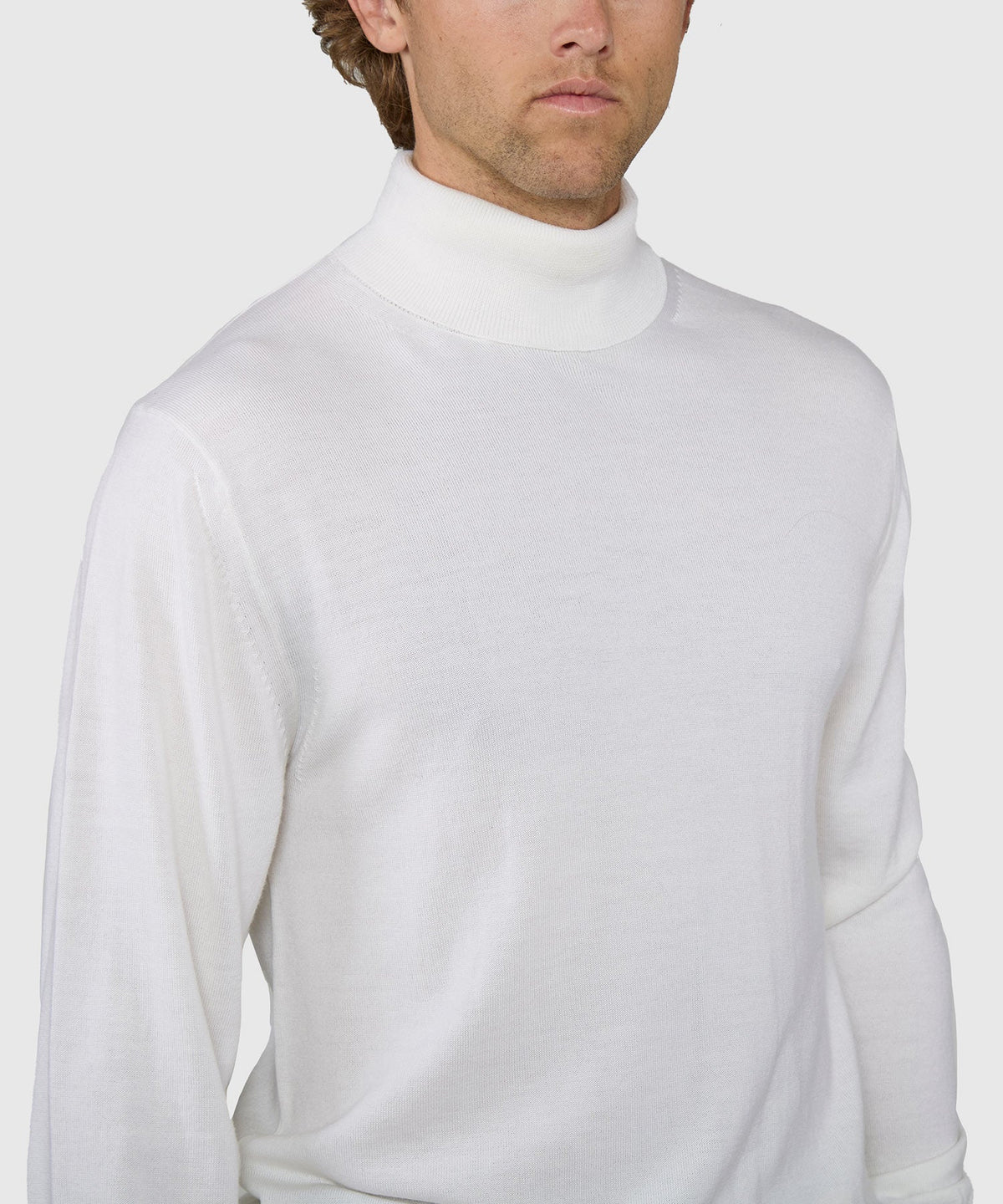 Extra Fine Merino Wool Turtleneck Sweater