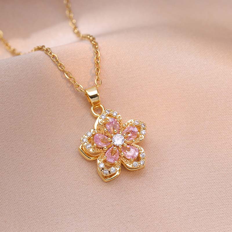 Free Women's Romantic Blossom Pendant Necklace