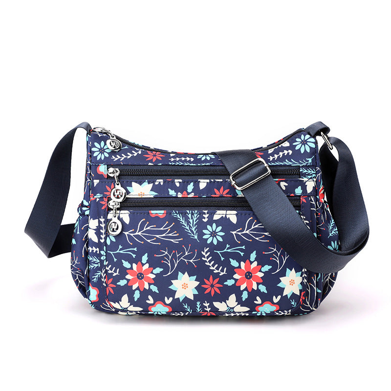 Elegante nylon messengerbag voor dames ¨C ruim, lichtgewicht en stijlvol.