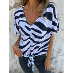 Damen-T-Shirt mit V-Ausschnitt, Bindeband vorne und Zebraprint
